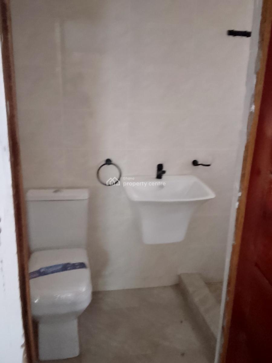 One Bedroom Apartment, Tse Addo Goil Filling Station, Tse Addo, Accra, Mini Flat for Rent