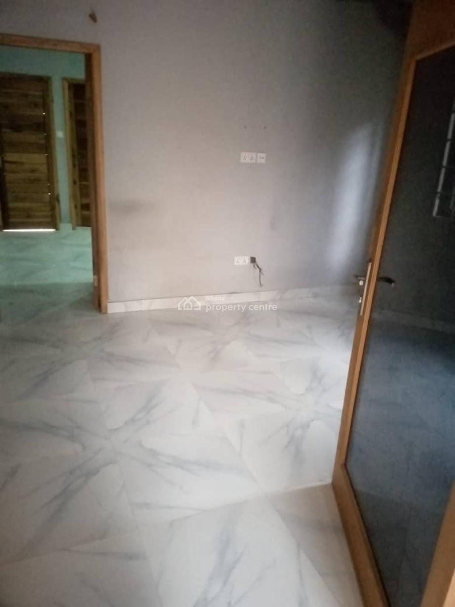 One Bedroom Self Contain, Teshie Bushroad, Teshie-nungua Estates, Accra, House for Rent