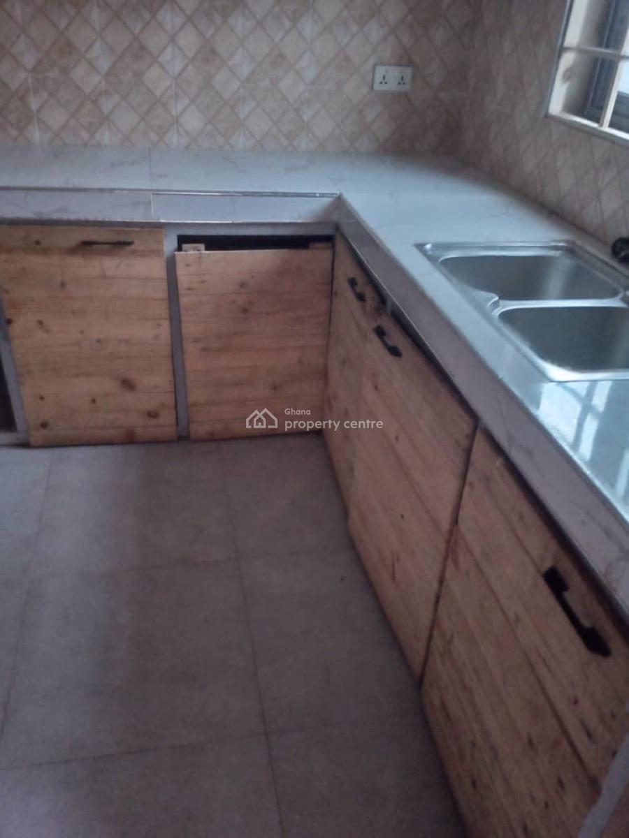 One Bedroom Self Contain, Teshie Bushroad, Teshie-nungua Estates, Accra, House for Rent
