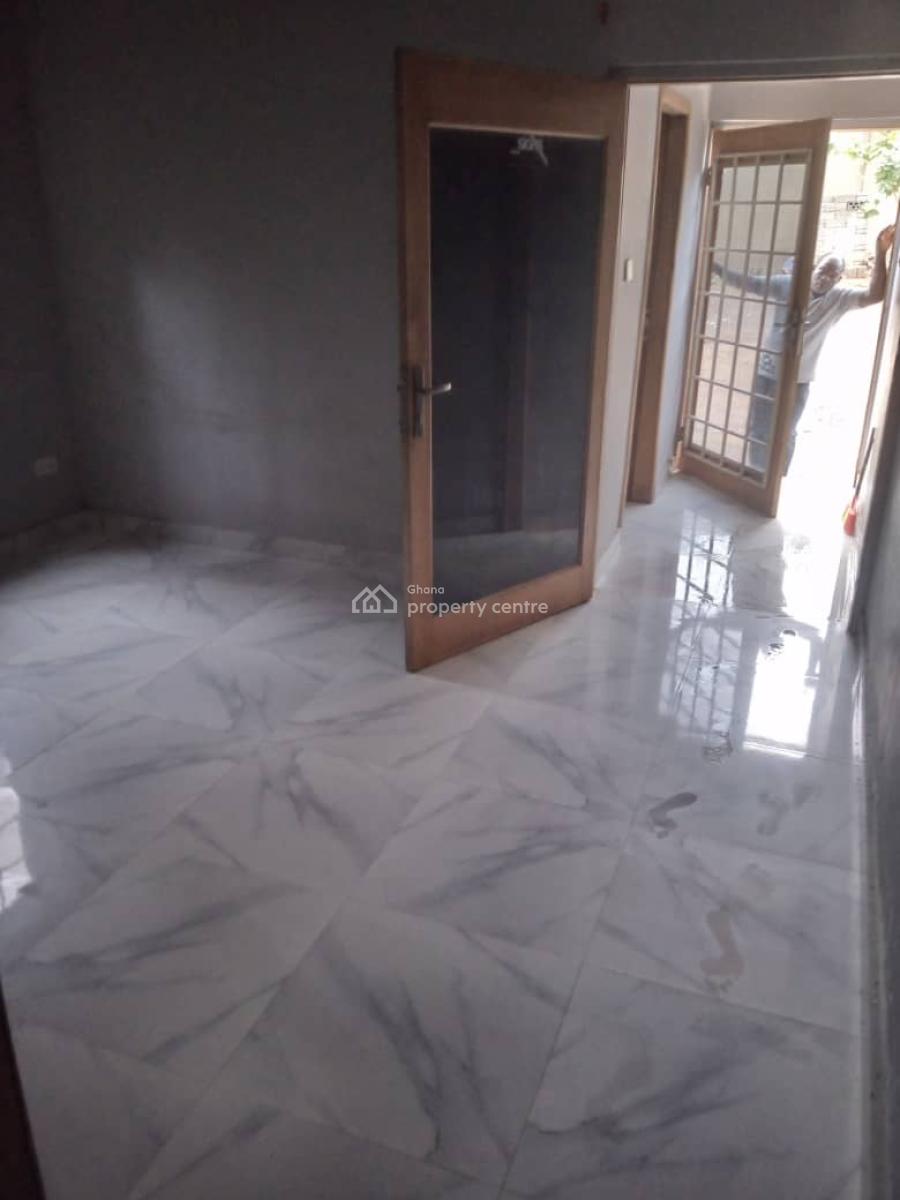 One Bedroom Self Contain, Teshie Bushroad, Teshie-nungua Estates, Accra, House for Rent