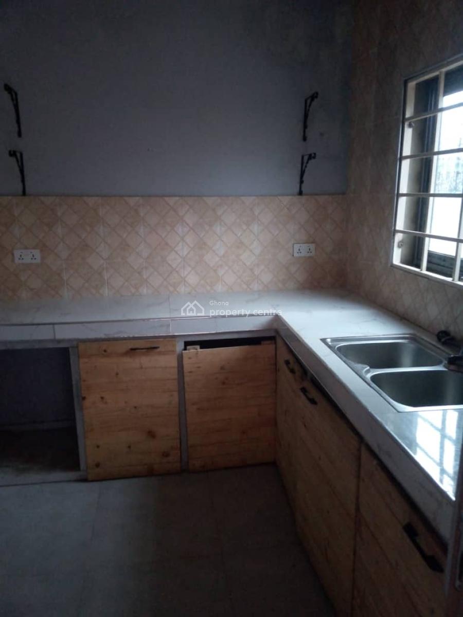 One Bedroom Self Contain, Teshie Bushroad, Teshie-nungua Estates, Accra, House for Rent