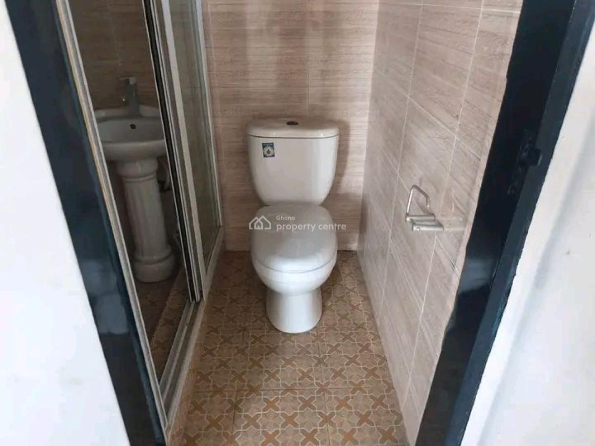 Spacious3-bedroom Flat @ Tseaddo, Tse Addo, Accra, Apartment for Rent