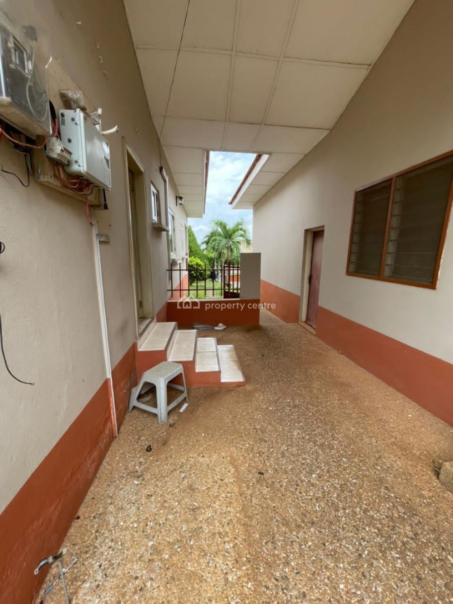 Executive 5 Bedroom, East Airport, Airport Residential Area, Accra, House for Sale