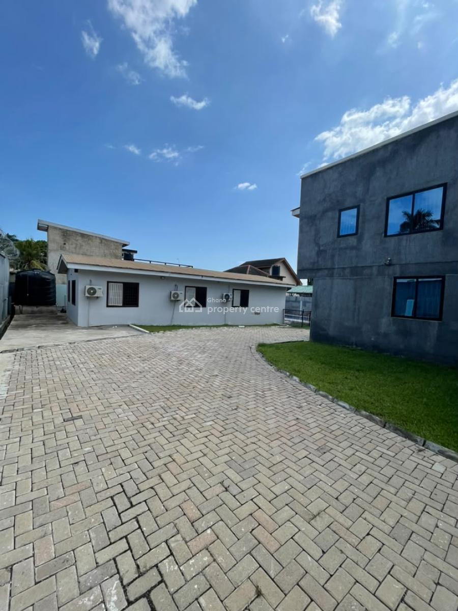 6 Bedroom House with 3 Outhouse Labone, Near Calbank, North Labone, Accra, House for Rent
