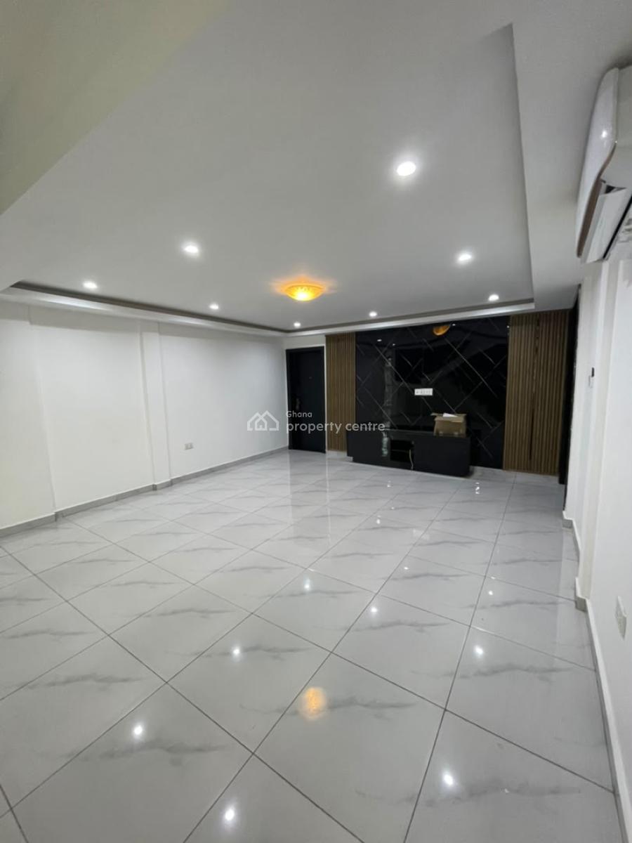 6 Bedroom House with 3 Outhouse Labone, Near Calbank, North Labone, Accra, House for Rent