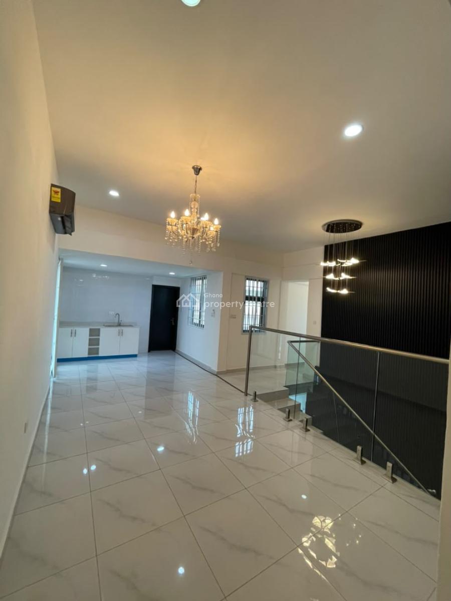 6 Bedroom House with 3 Outhouse Labone, Near Calbank, North Labone, Accra, House for Rent
