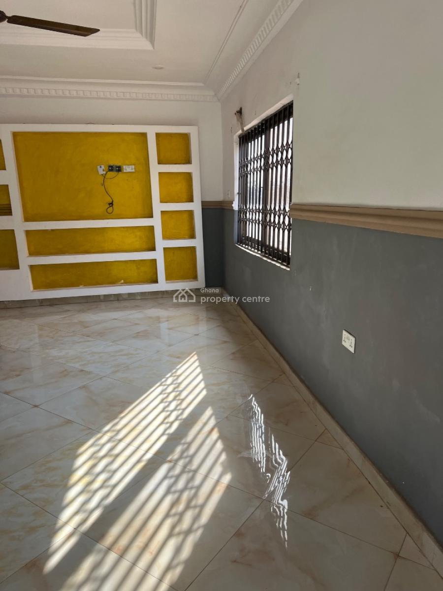 4 Bedroom Full House-- Atasemanso (around The Main Market), Atasemanso, Kwadaso, Kumasi Metropolitan, Ashanti, Detached Bungalow for Rent