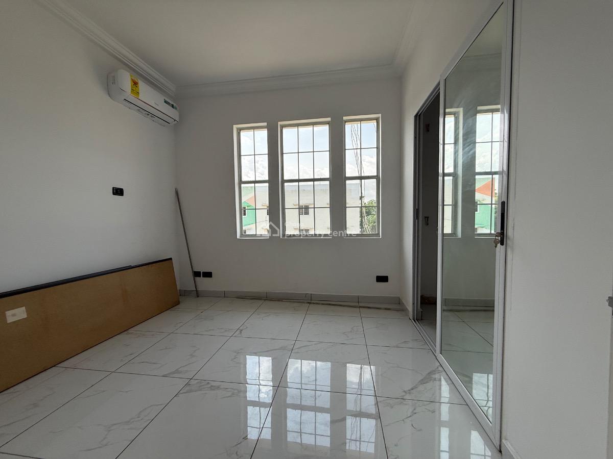 Serviced 3 Bedroom Apartment with Staff Quarters and Swimming Pool, Cantonments, Accra, Apartment for Rent