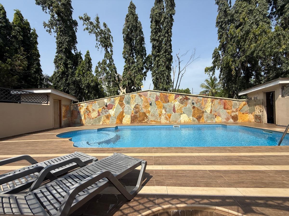 Serviced 3 Bedroom Apartment with Staff Quarters and Swimming Pool, Cantonments, Accra, Apartment for Rent