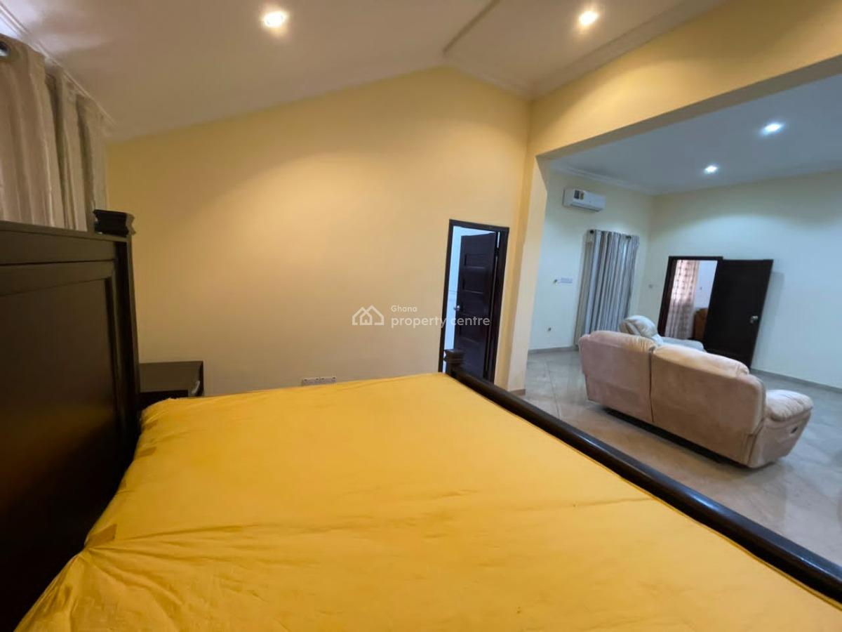 Commercial Property  in a Prime Location -- North Ridge, Accr, Seekers Realty, North Ridge, Accra, Detached Bungalow for Rent