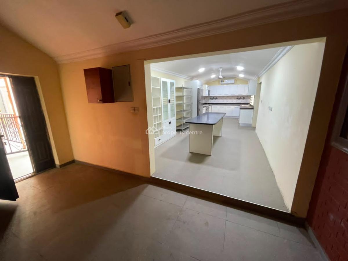 Commercial Property  in a Prime Location -- North Ridge, Accr, Seekers Realty, North Ridge, Accra, Detached Bungalow for Rent