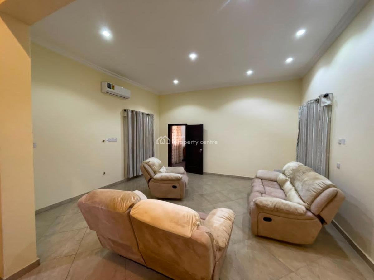 Commercial Property  in a Prime Location -- North Ridge, Accr, Seekers Realty, North Ridge, Accra, Detached Bungalow for Rent
