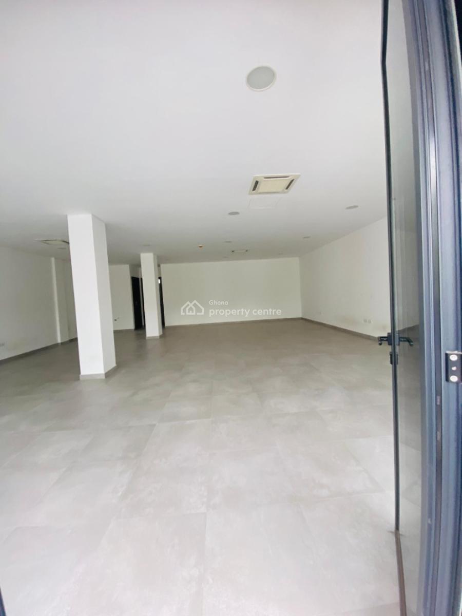 Prime Roadside Office Space in Cantonments, Accra, Seekers Realty, Cantonments, Accra, Plaza / Complex / Mall for Rent