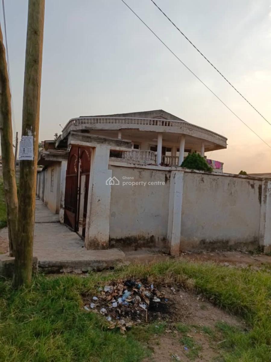 6 Bedrooms House ( Kumasi Airport / Dvla), Kumasi Airport / Dvla., Kumasi Metropolitan, Ashanti, House for Sale