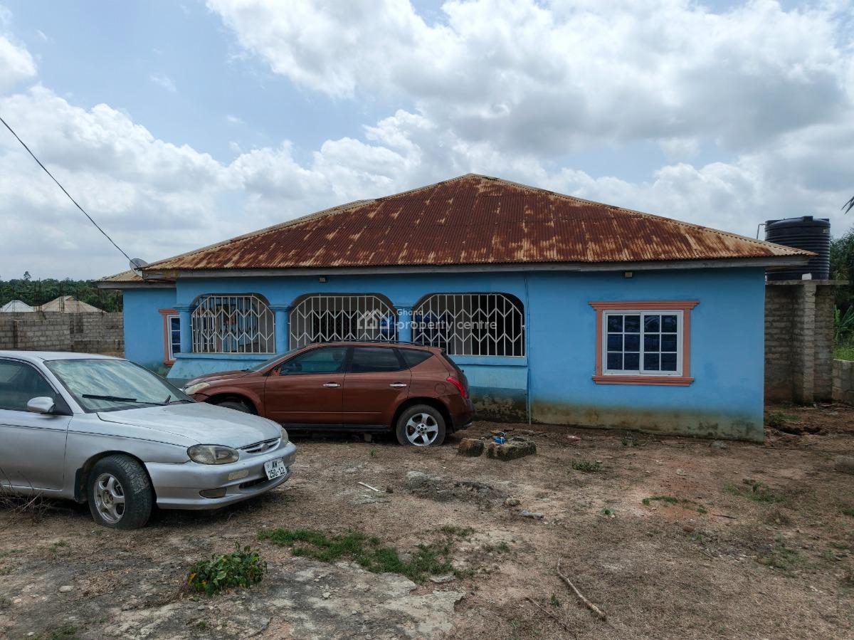 4 Bedrooms, Krobo , Near Kenyasi Abrem., Kumasi Metropolitan, Ashanti, House for Sale
