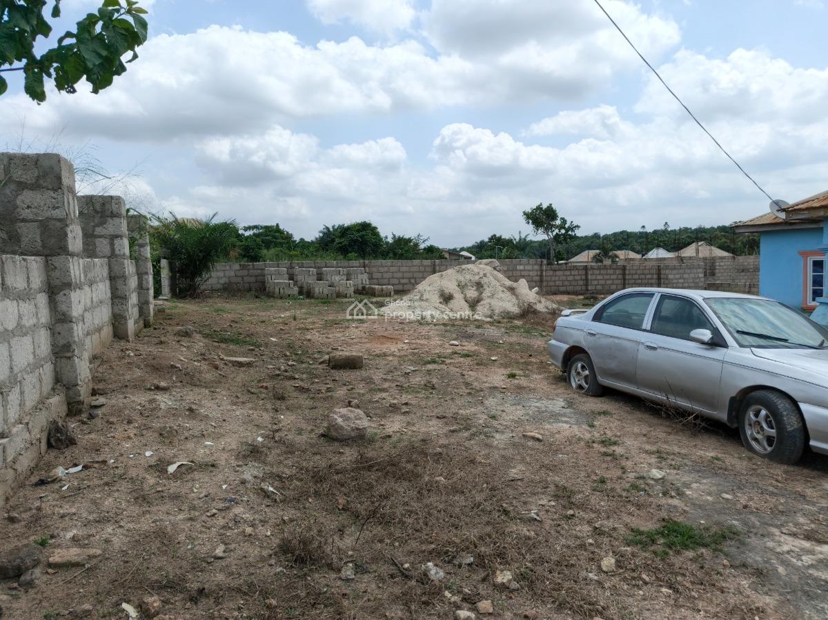 4 Bedrooms, Krobo , Near Kenyasi Abrem., Kumasi Metropolitan, Ashanti, House for Sale