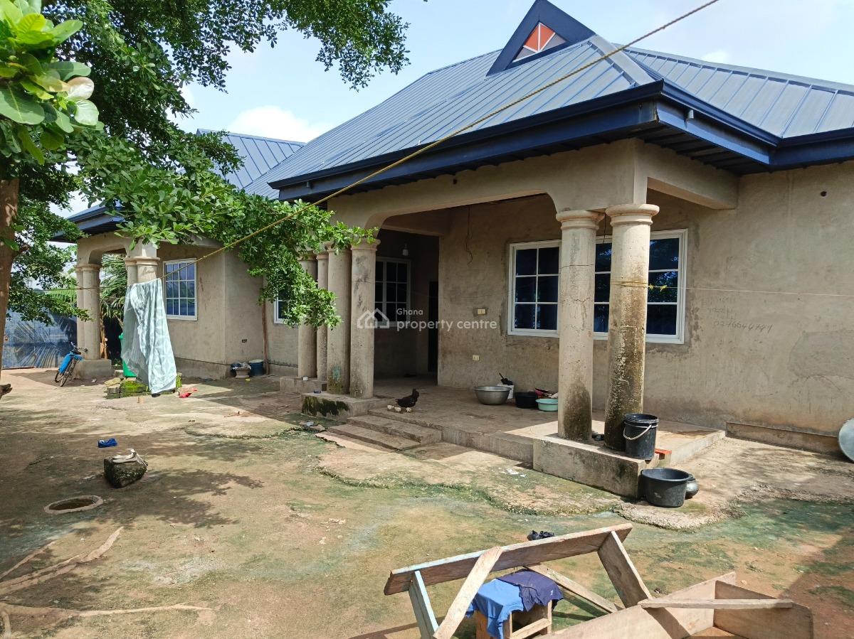 4 Bedrooms, Adesina , Near Kenyasi Abrem., Kumasi Metropolitan, Ashanti, House for Sale