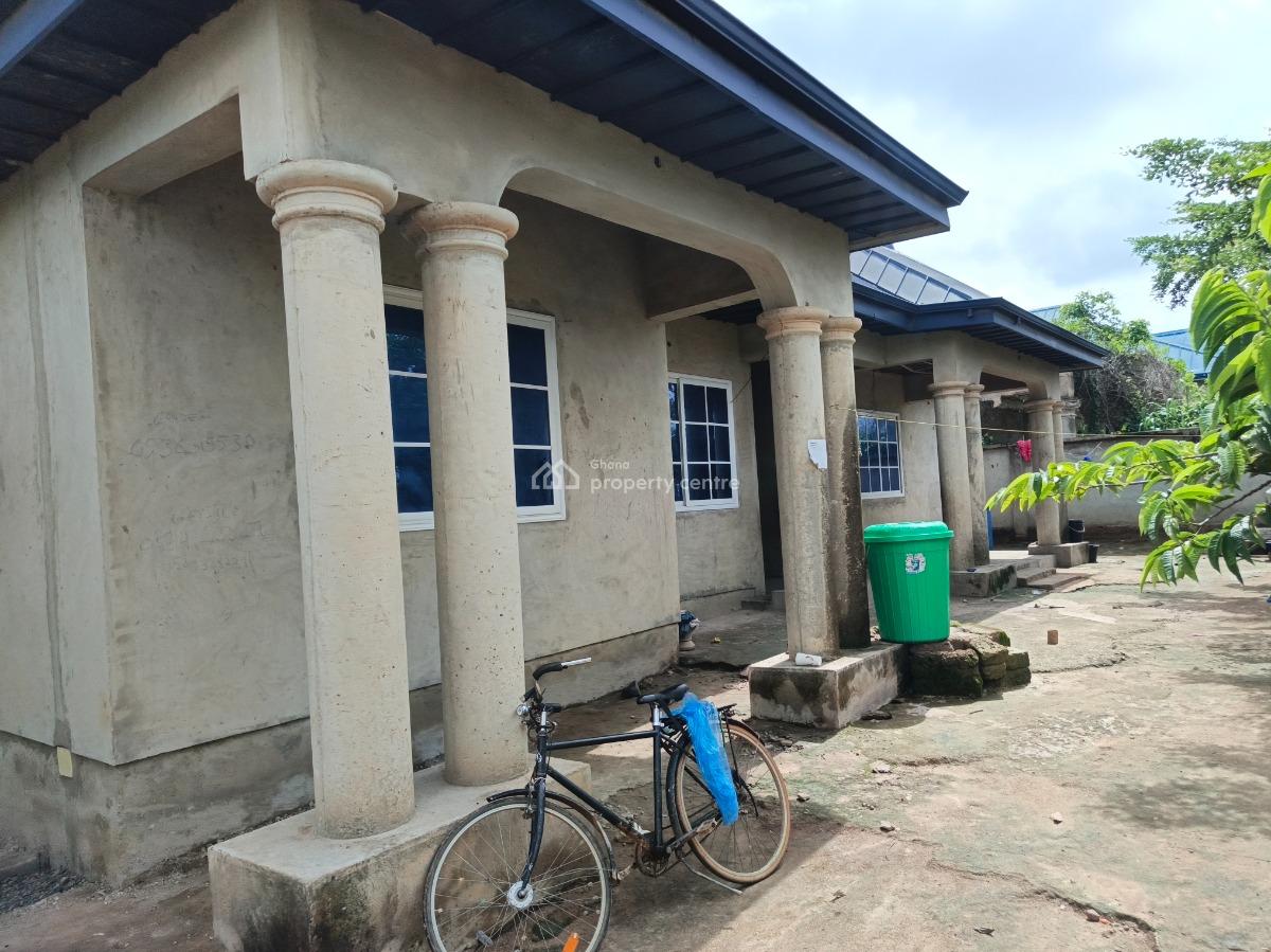 4 Bedrooms, Adesina , Near Kenyasi Abrem., Kumasi Metropolitan, Ashanti, House for Sale
