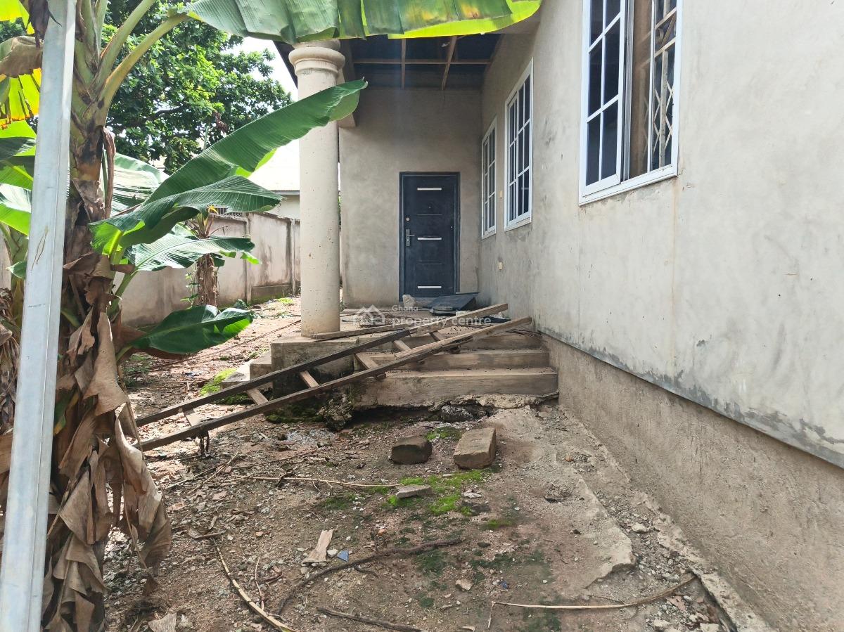 4 Bedrooms, Adesina , Near Kenyasi Abrem., Kumasi Metropolitan, Ashanti, House for Sale