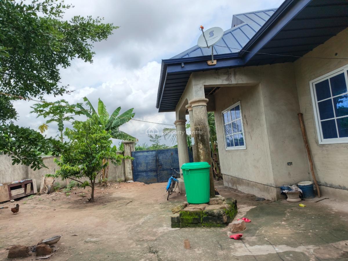 4 Bedrooms, Adesina , Near Kenyasi Abrem., Kumasi Metropolitan, Ashanti, House for Sale