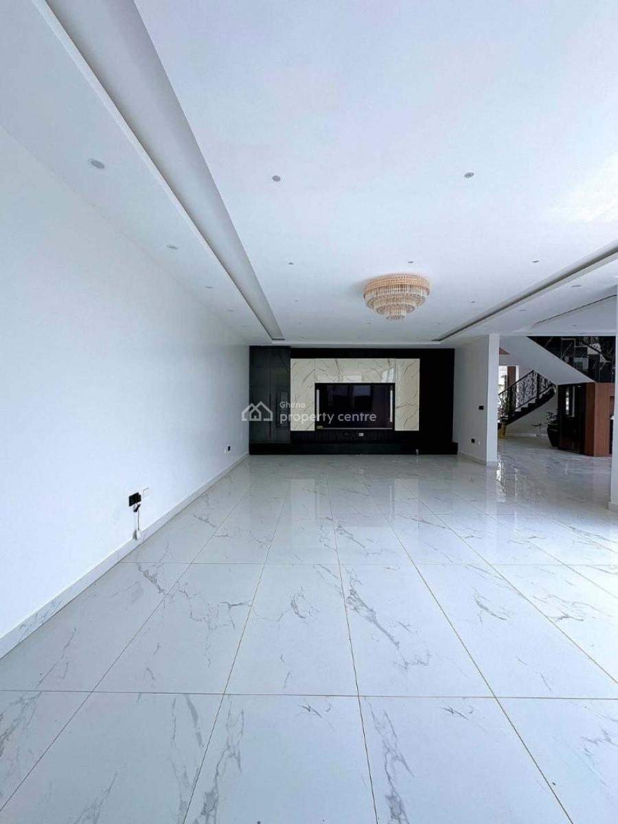 Luxurious 6-bedroom Ensuite House with Staff Quarters & Swimming Pool, Seekers Realty, Accra Metropolitan, Accra, House for Sale