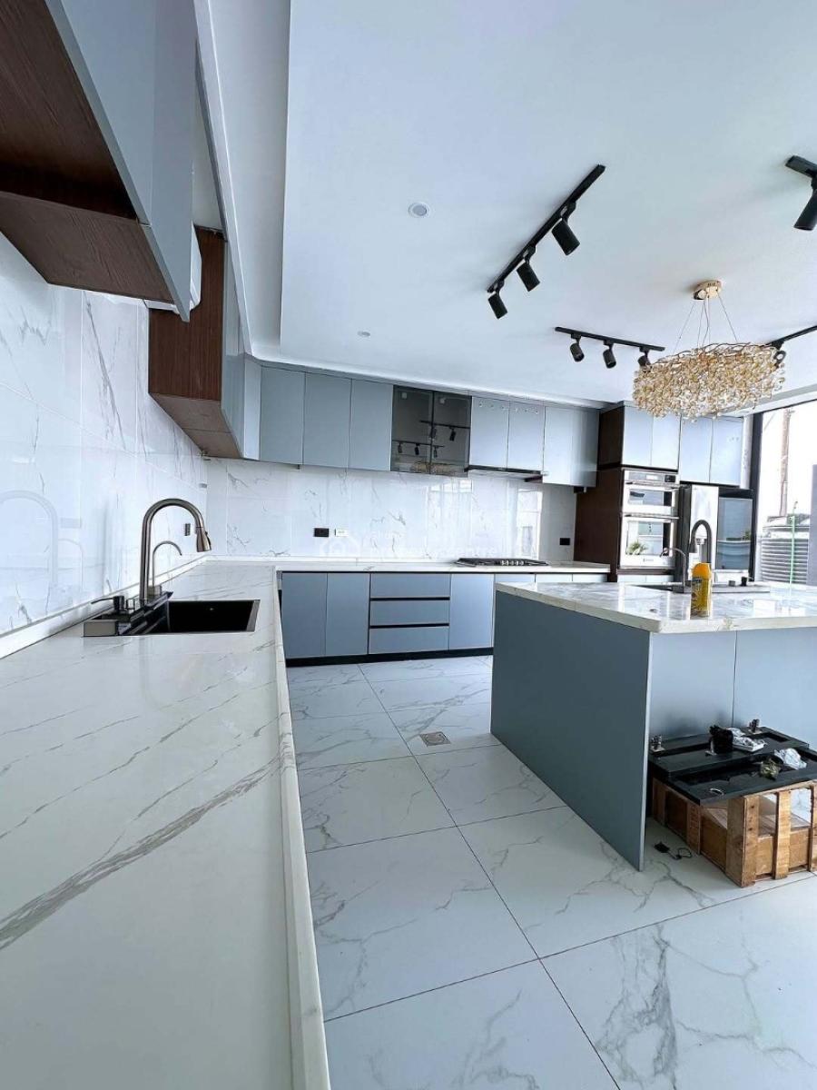 Luxurious 6-bedroom Ensuite House with Staff Quarters & Swimming Pool, Seekers Realty, Accra Metropolitan, Accra, House for Sale