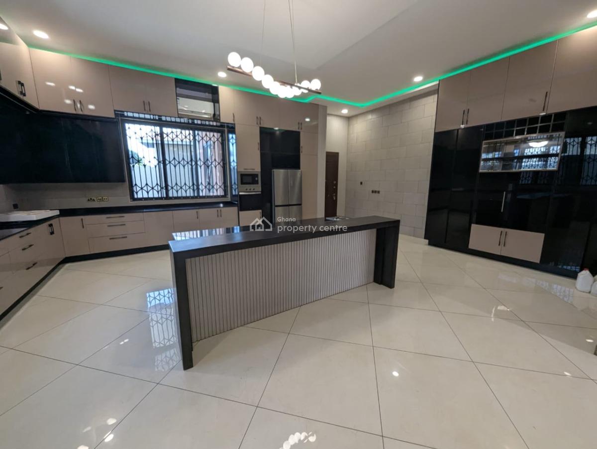 Brand New 5-bedroom Luxury Home in East Airport Gated Community, Accra, Seekers Realty, East Airport, Airport Residential Area, Accra, Detached Duplex for Sale