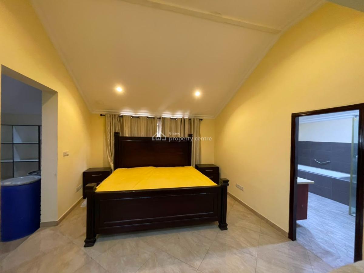 Two Bedrooms House, North Ridege, North Ridge, Accra, Commercial Property for Rent