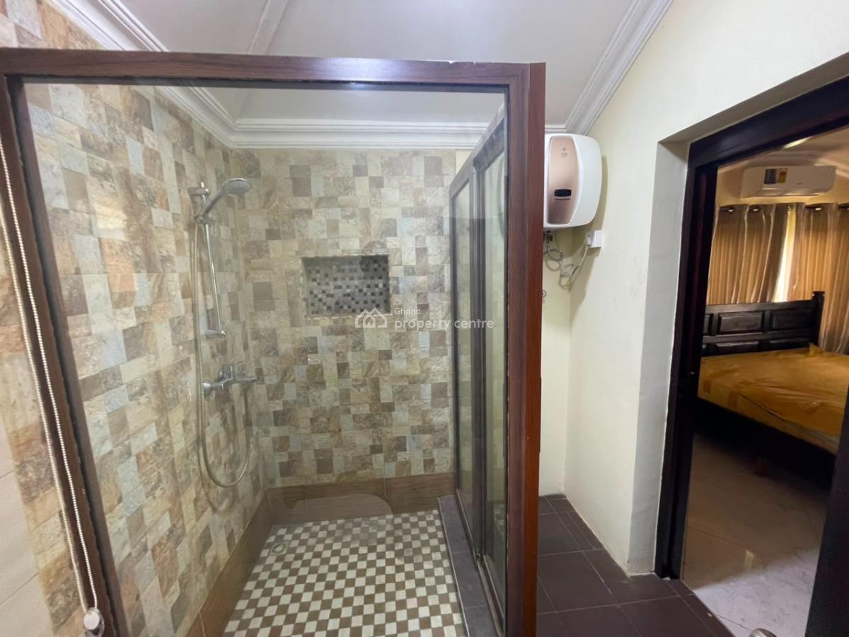Two Bedrooms House, North Ridege, North Ridge, Accra, Commercial Property for Rent