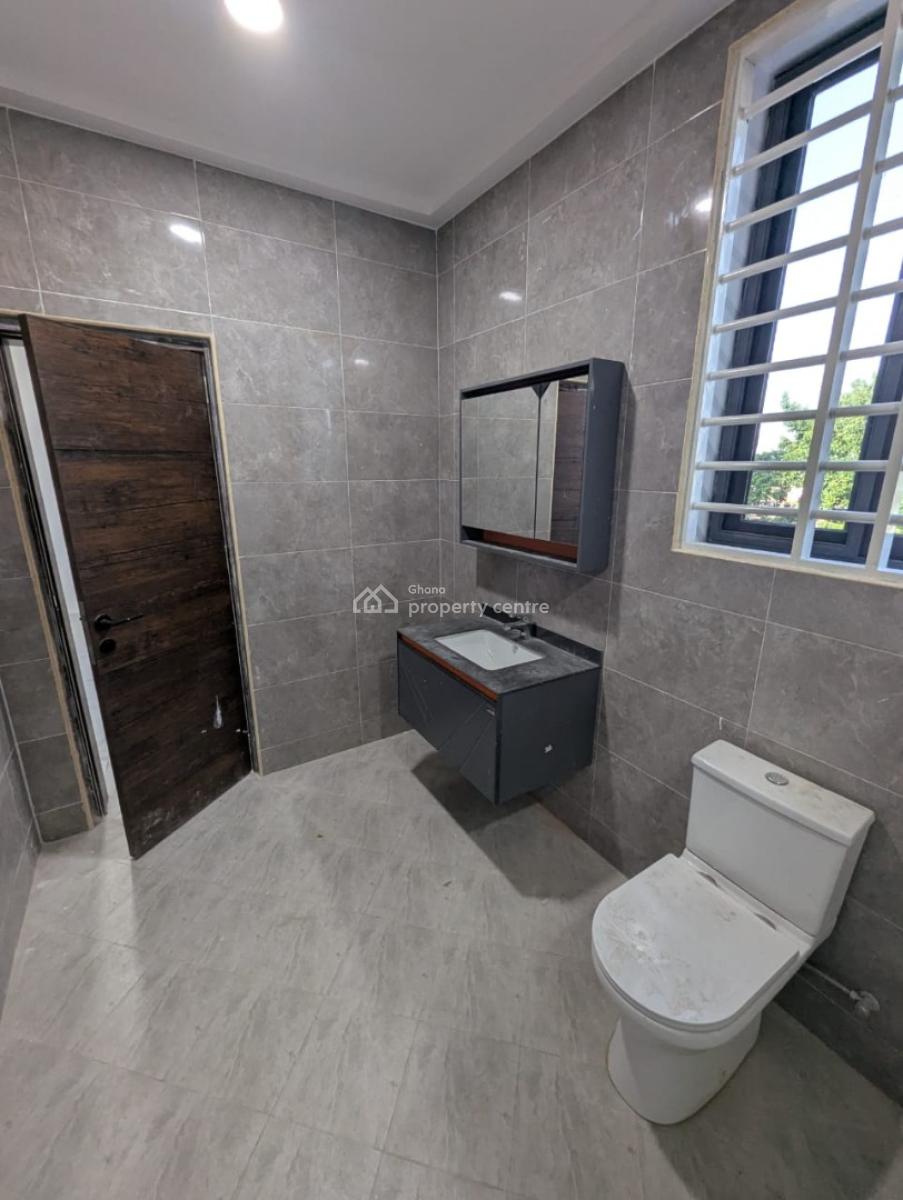 3-bedrooms All Ensuite, Achimota Mall, Achimota, Accra, Detached Bungalow for Sale