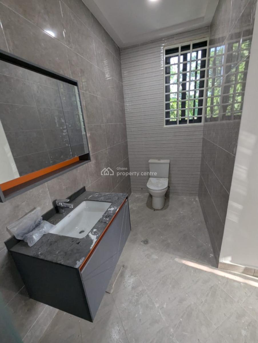 3-bedrooms All Ensuite, Achimota Mall, Achimota, Accra, Detached Bungalow for Sale