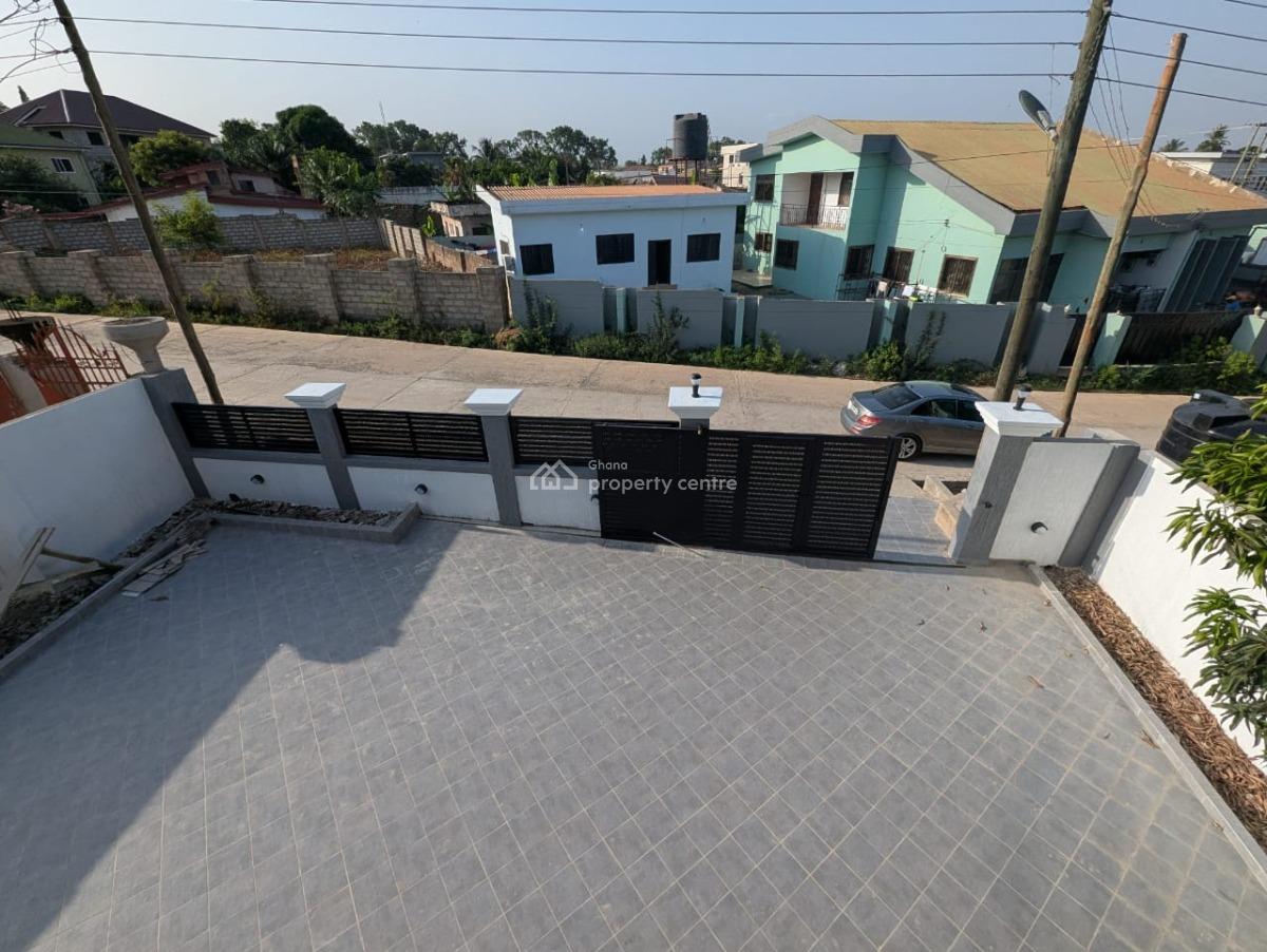 3-bedrooms All Ensuite, Achimota Mall, Achimota, Accra, Detached Bungalow for Sale