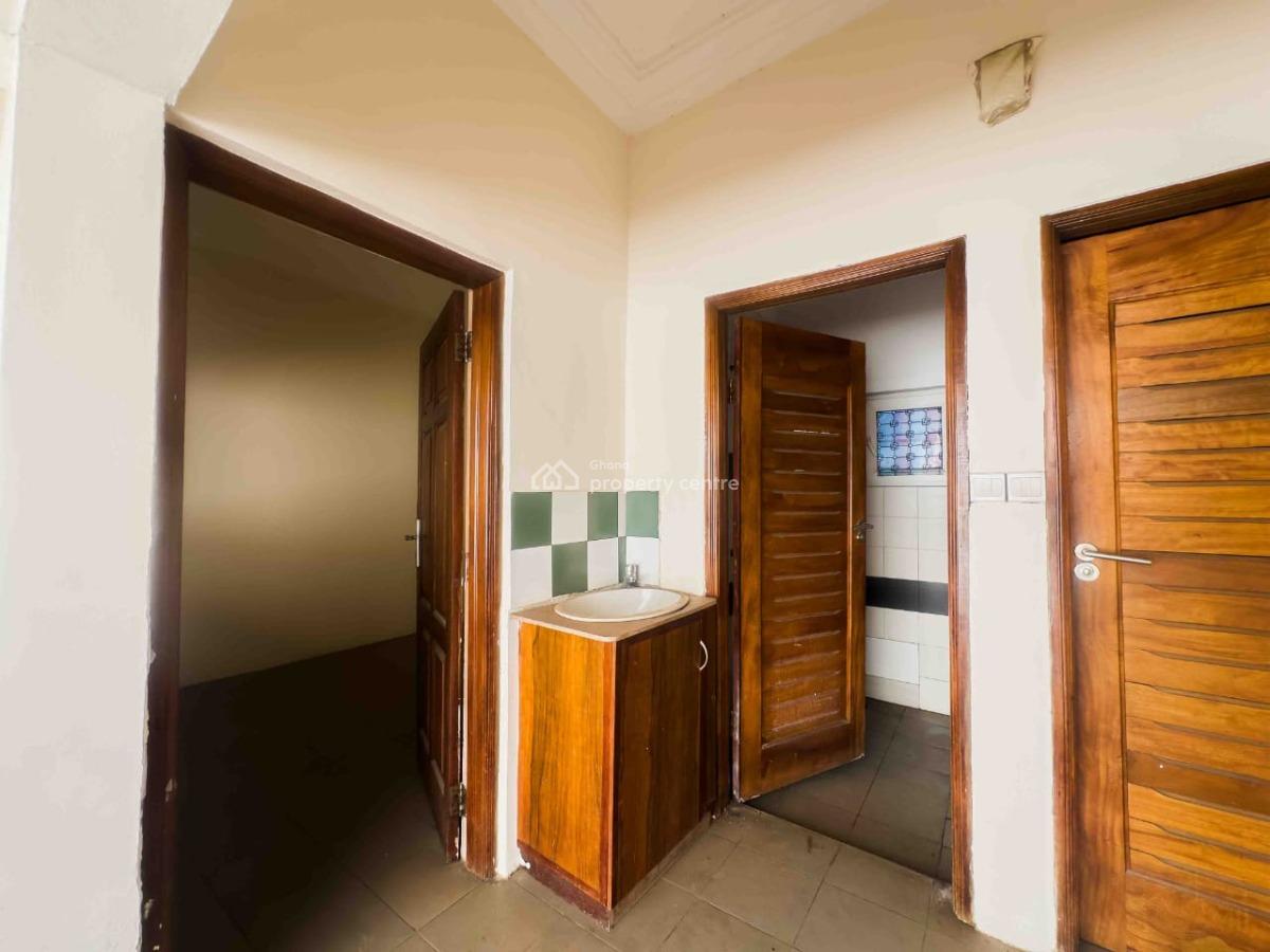 Luxury 4-bedroom Standalone House  -- East Legon, Accra, Seekers Realty, East Legon, Accra, Detached Bungalow for Rent