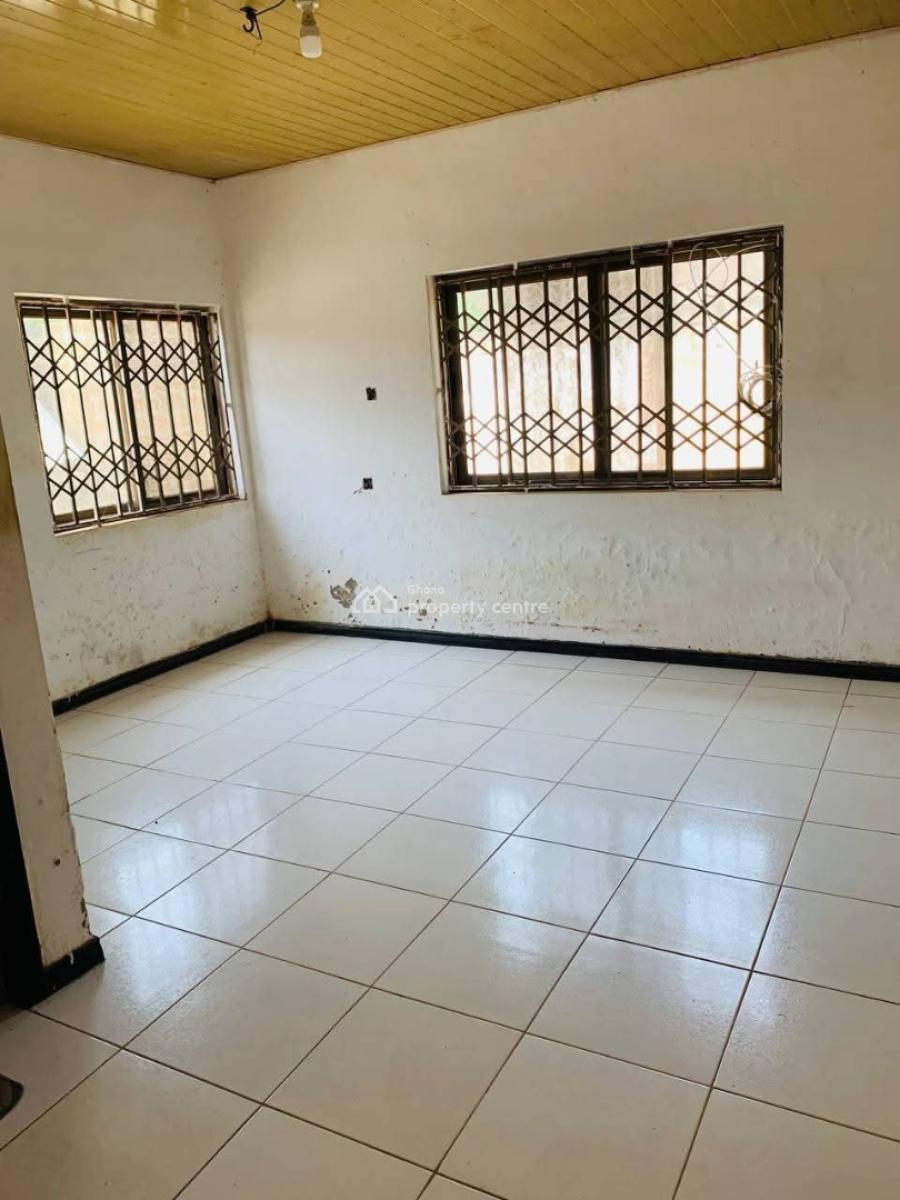 Registered 5brm House at Boi Abokobi, Accra, Boi, Abokobi, Ga East Municipal, Accra, Detached Bungalow for Sale