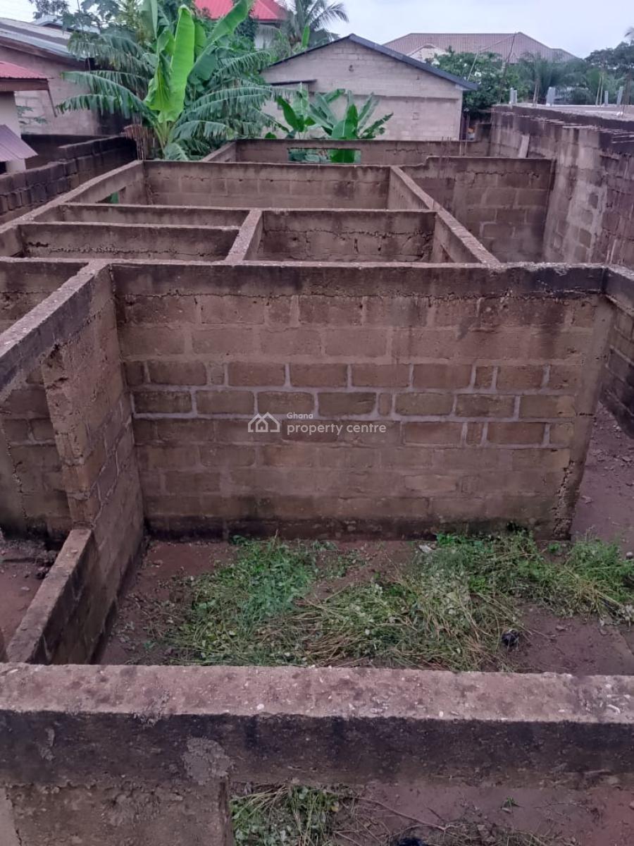 Foundation for 2master Brm at Buduburam Apra Road, Buduburam Apra Road, Kasoa, Awutu-senya East, Central Region, Semi-detached Bungalow for Sale