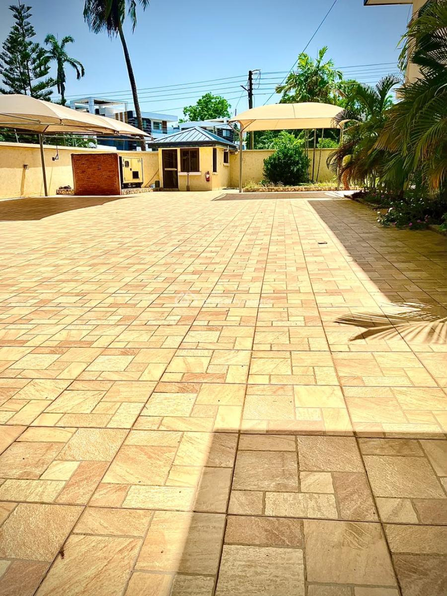8 Bedroom House at Cantonment, Cantonment, Cantonments, Accra, Commercial Property for Rent
