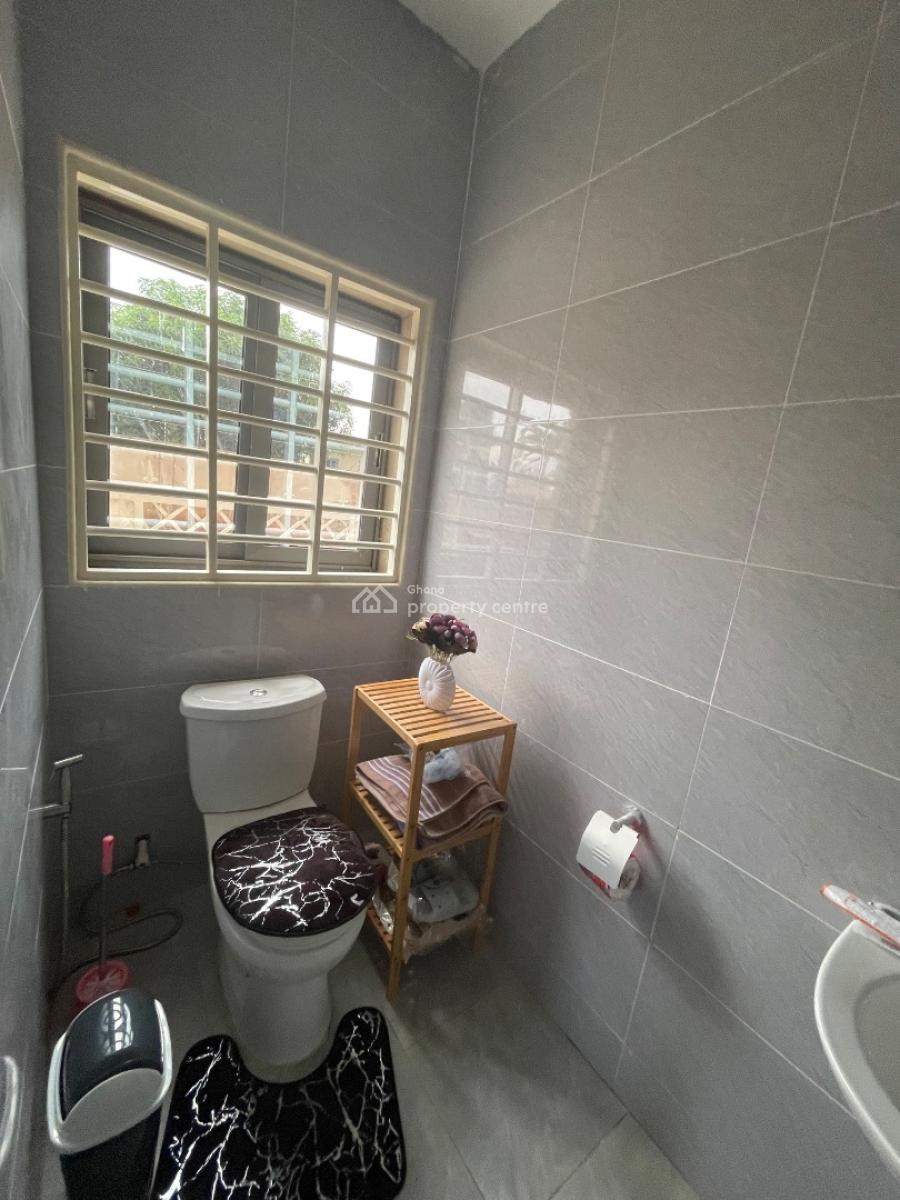 2 Bedroom Furnished Apartment Oyarifa, Focus Hospital, Oyarifa, La Nkwantanang Madina Municipal, Accra, Apartment for Rent