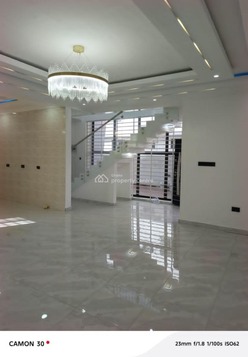 4-bedroom House, Spintex Accra, Spintex, Accra, Detached Duplex for Sale