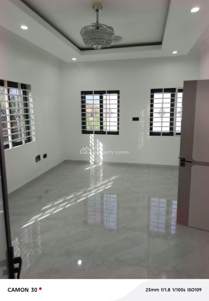 4-bedroom House, Spintex Accra, Spintex, Accra, Detached Duplex for Sale