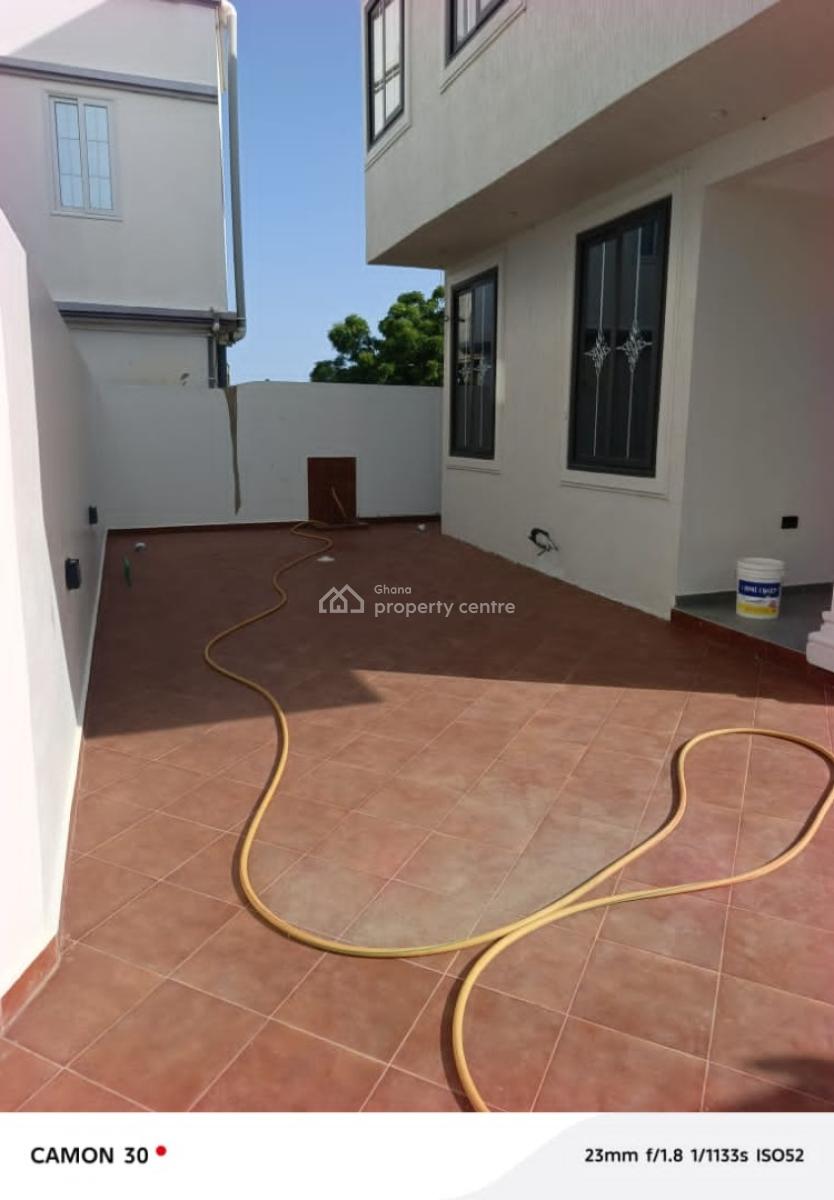 4-bedroom House, Spintex Accra, Spintex, Accra, Detached Duplex for Sale