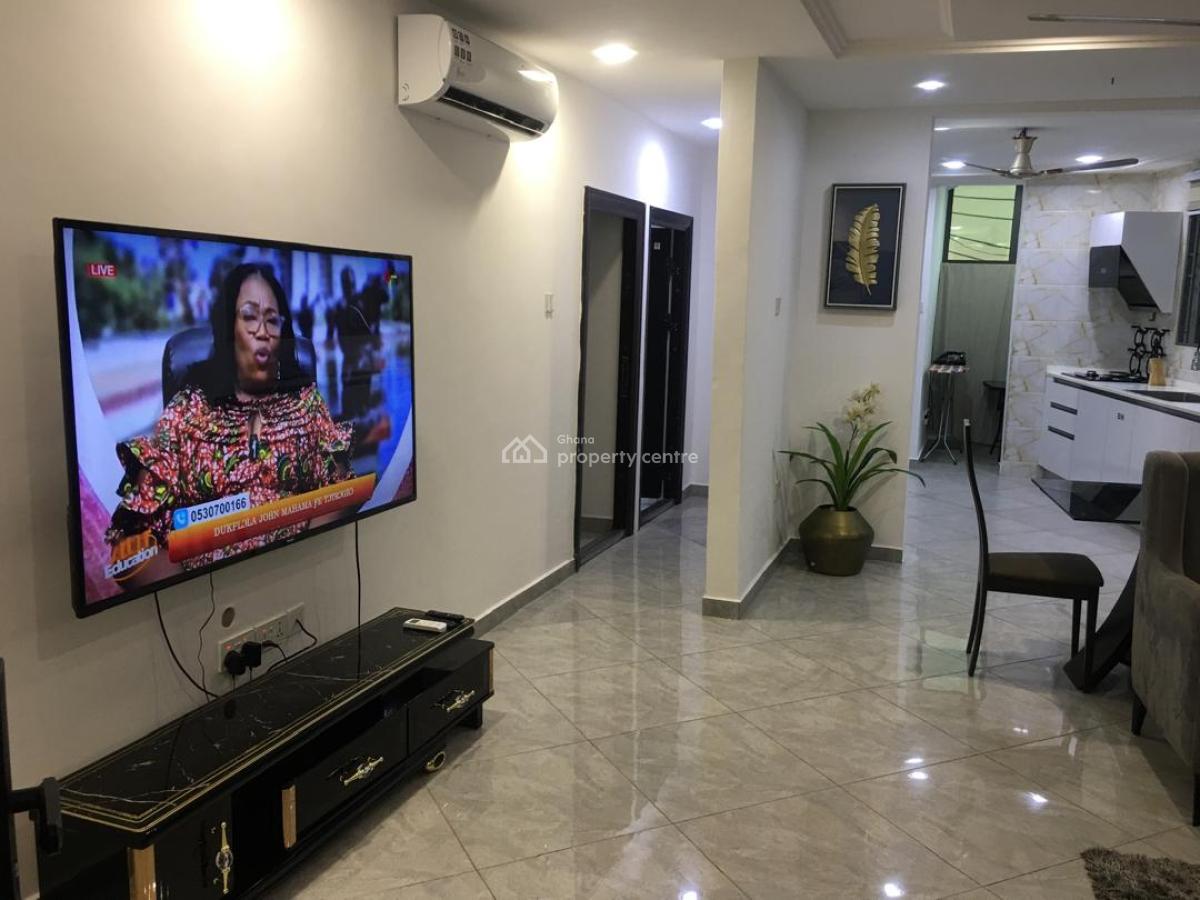 2-bedrooms Fully Finished, Osu Oxford Street Around The Ecobank Side, Osu, Accra, Apartment for Rent
