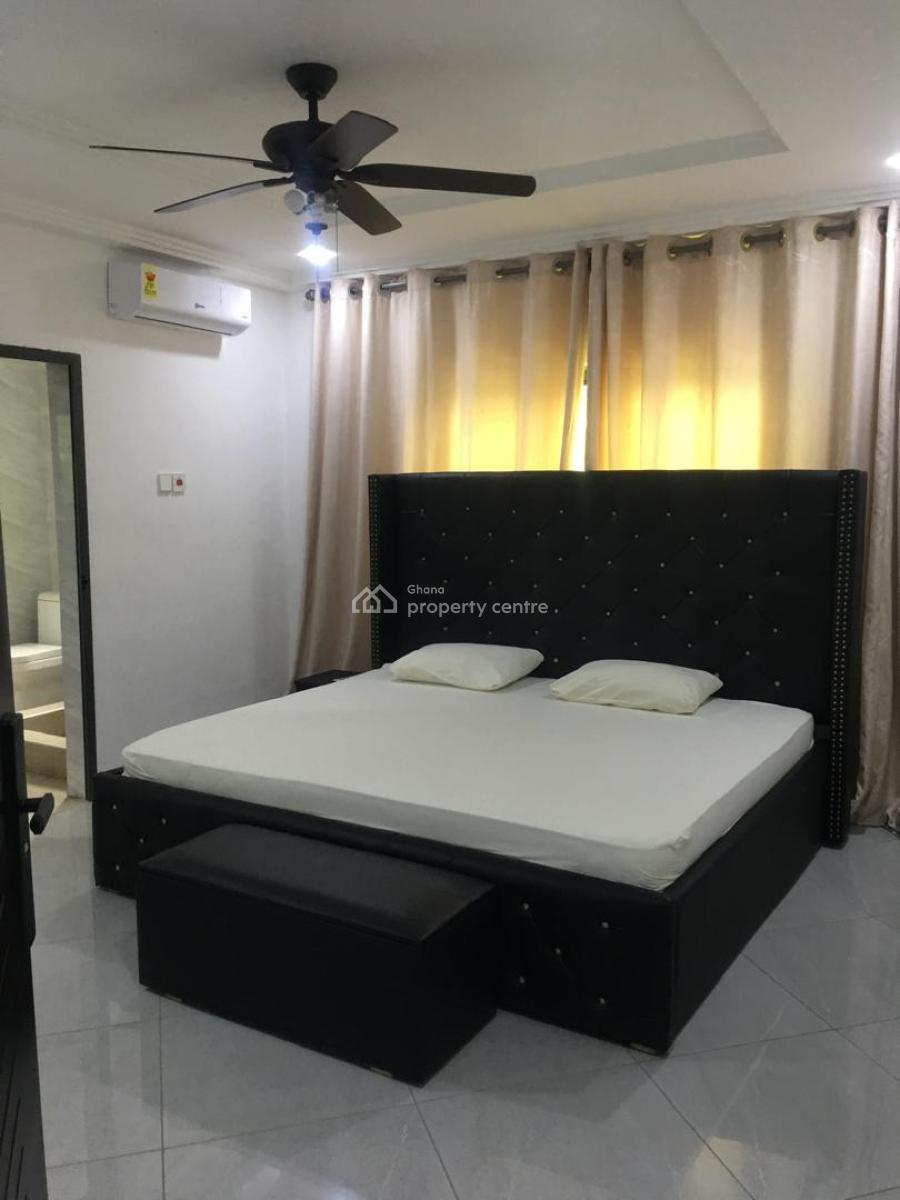 2-bedrooms Fully Finished, Osu Oxford Street Around The Ecobank Side, Osu, Accra, Apartment for Rent