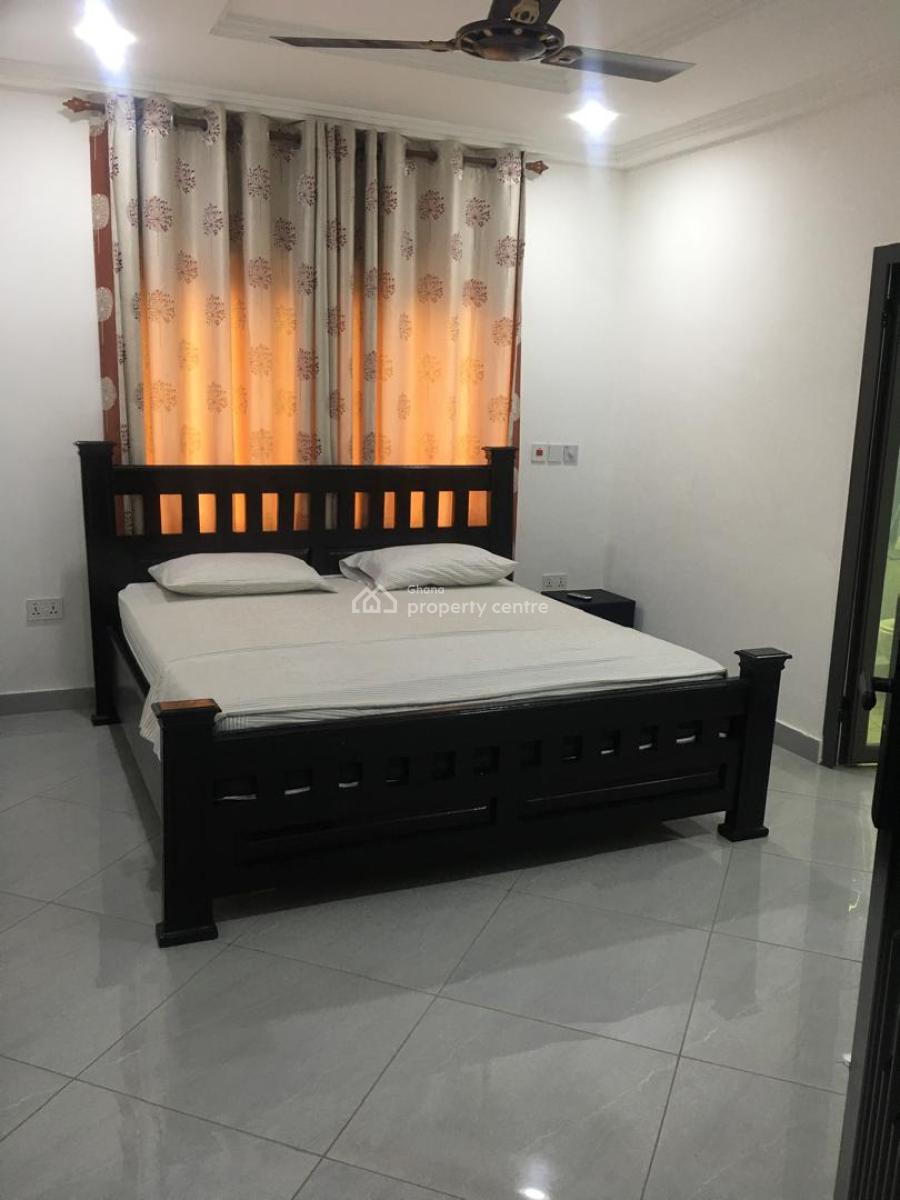 2-bedrooms Fully Finished, Osu Oxford Street Around The Ecobank Side, Osu, Accra, Apartment for Rent