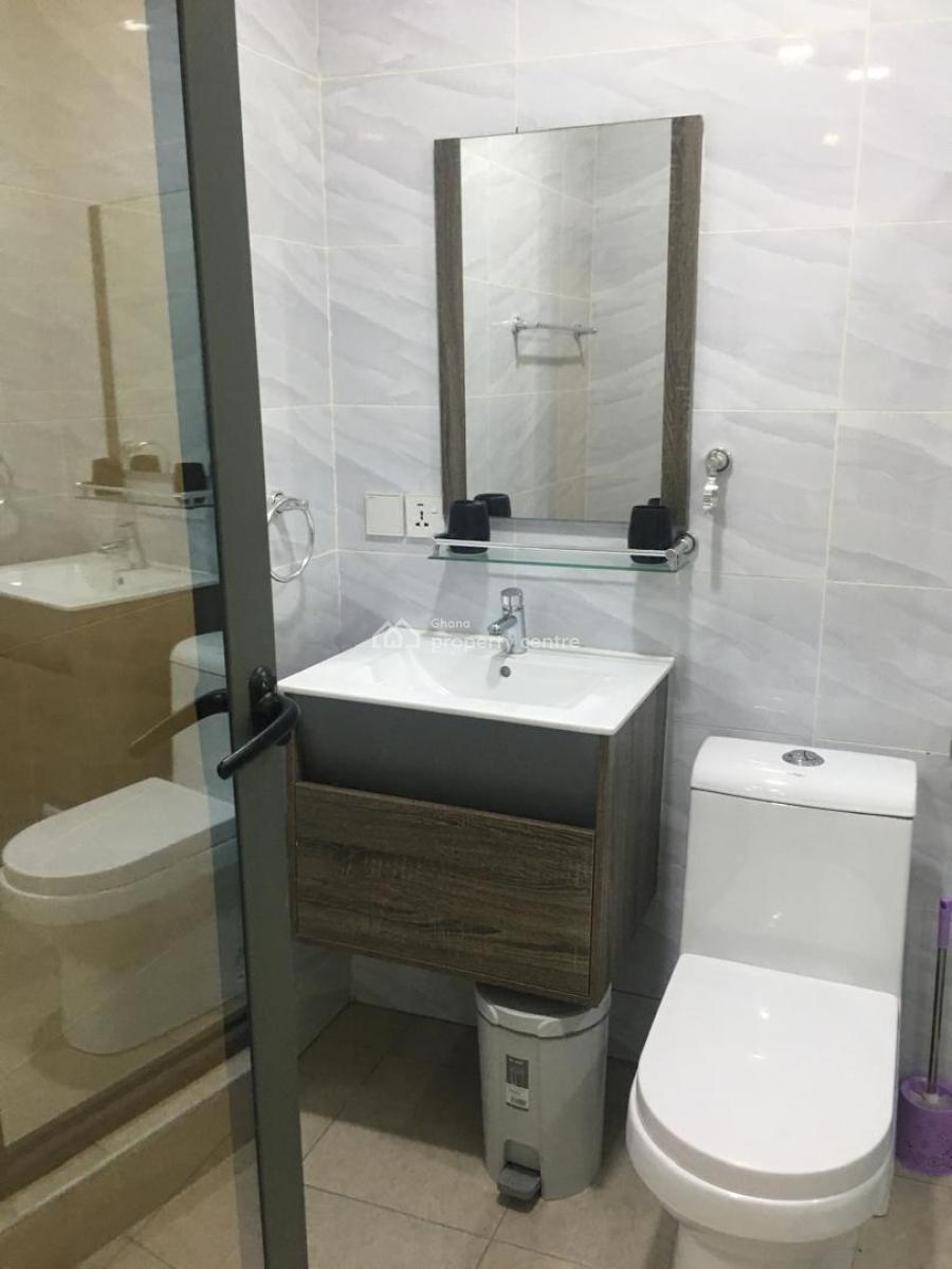 2-bedrooms Fully Finished, Osu Oxford Street Around The Ecobank Side, Osu, Accra, Apartment for Rent