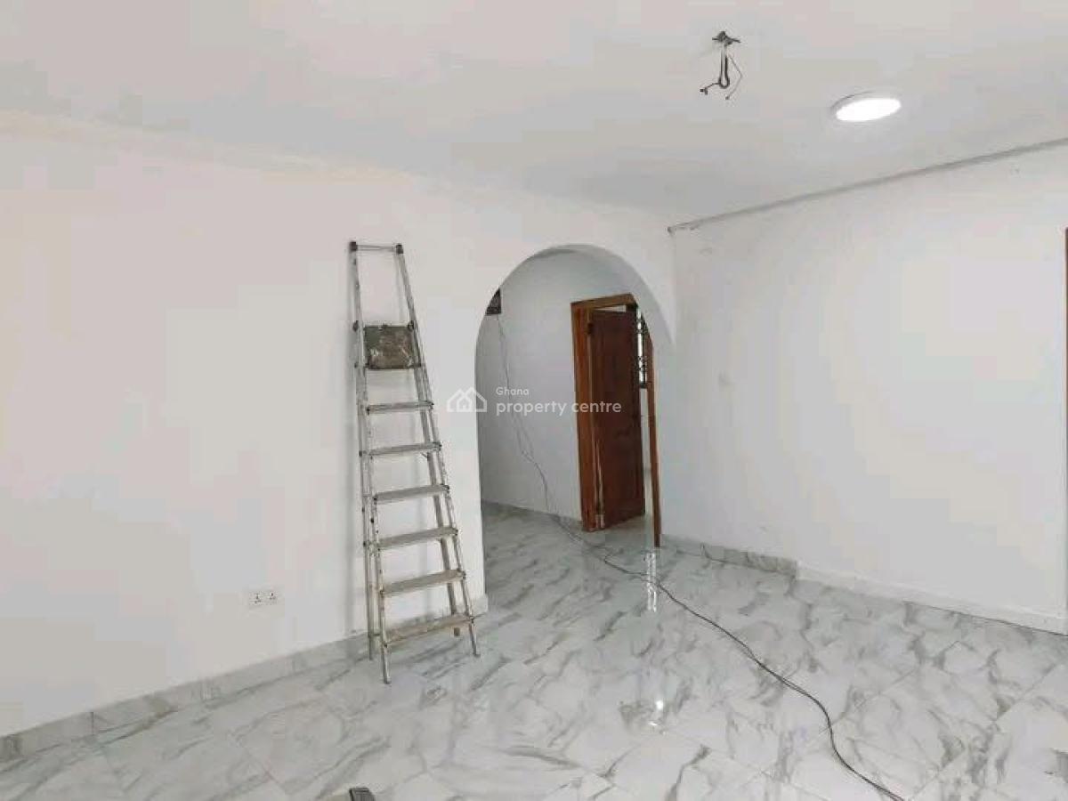 Decent 2-bedroom Flat @ Tse-addo, Accra, Tse Addo, Accra, Apartment for Rent