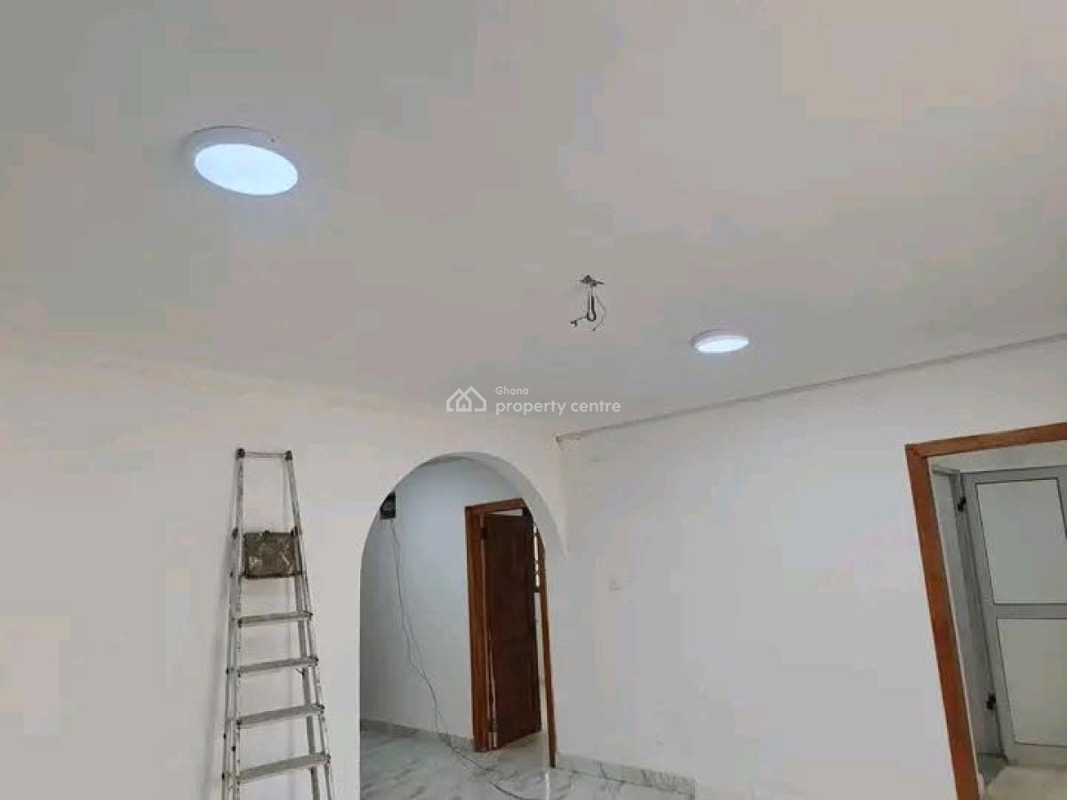 Decent 2-bedroom Flat @ Tse-addo, Accra, Tse Addo, Accra, Apartment for Rent