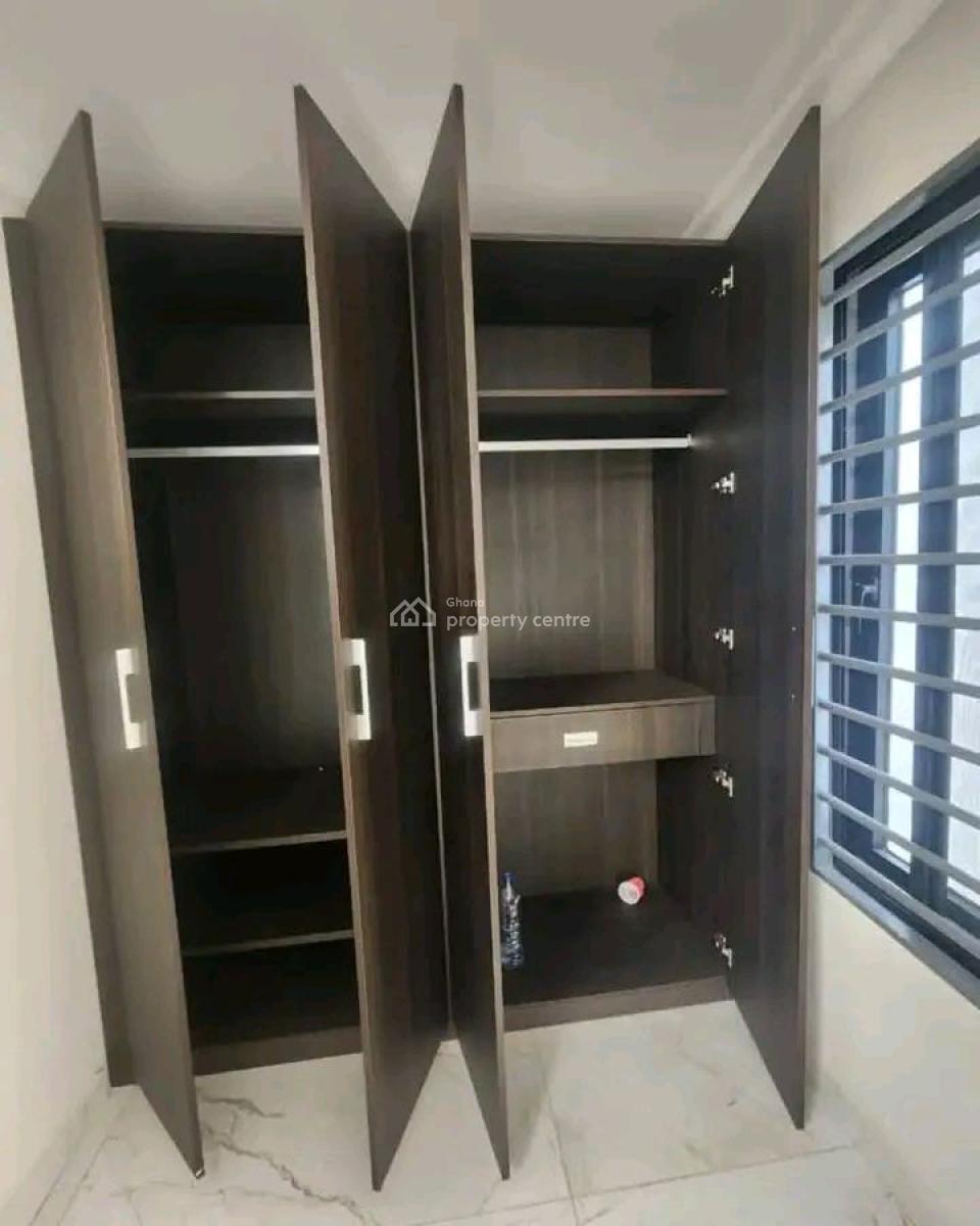 Modern 3-bedroom Smart Home, East Legon, Accra, Townhouse for Rent