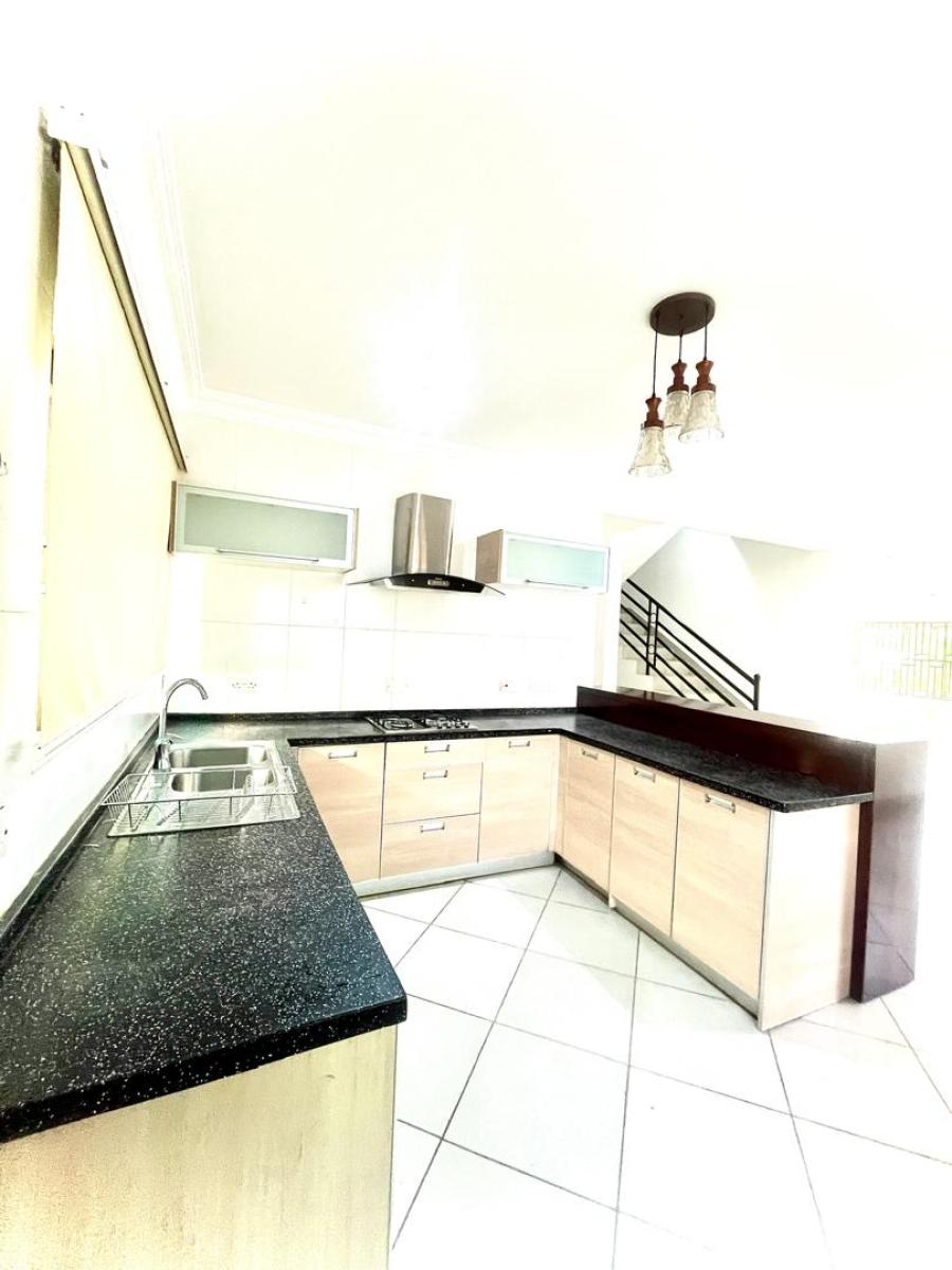 Executive Gated Community 3 Bedroom, Cantonments, Accra, Semi-detached Duplex for Rent