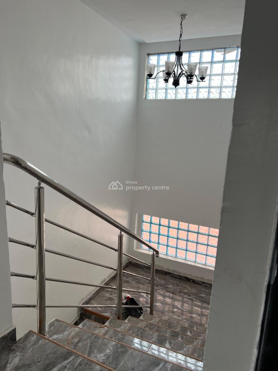 Elegant Newly Built 4-bedroom Home -- Daban New Sit, Daban New Site, Kumasi Metropolitan, Ashanti, Townhouse for Sale