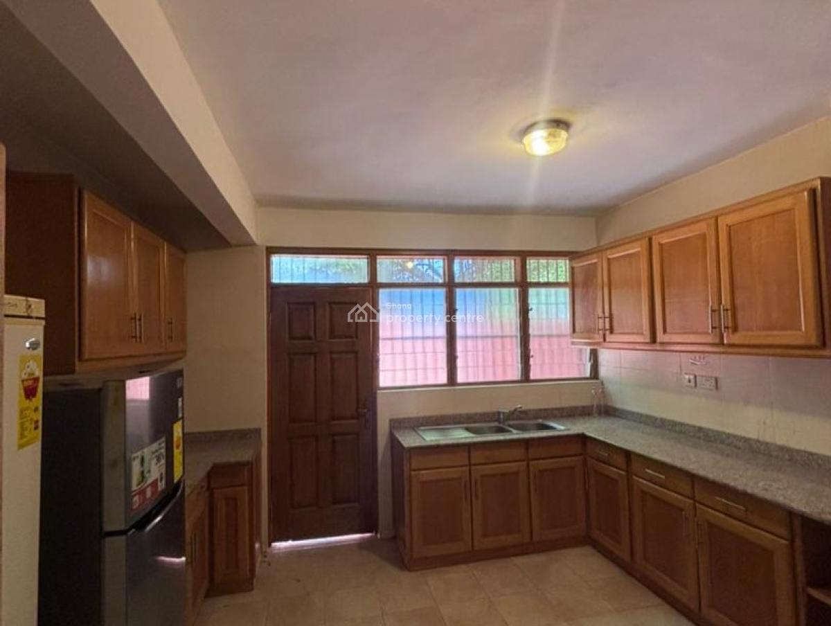 Executive 3 Bedroom, East Airport, Airport Residential Area, Accra, House for Rent